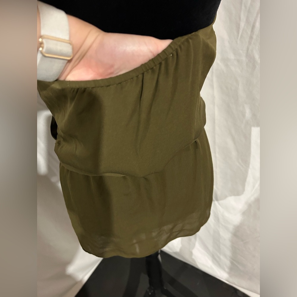Olive green Silk Halter Tie Top with silk Belt Medium Haute Hippie - Picture 3 of 11